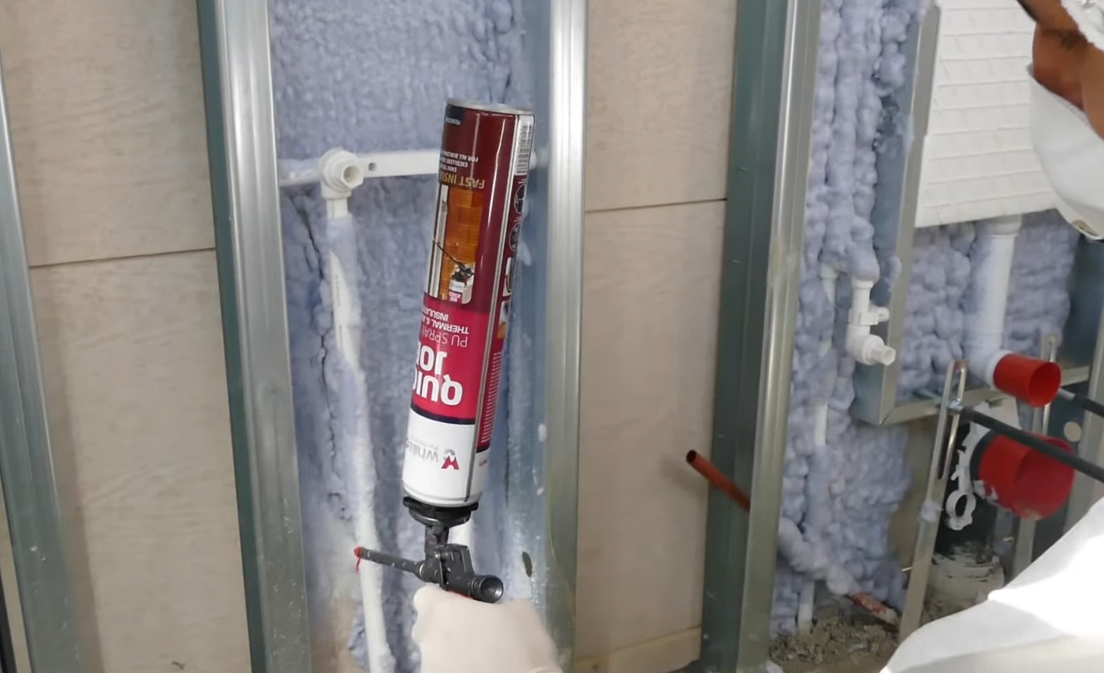 Quick Job Polyurethane Spray Foam Insulation 850 ml (10 pcs)